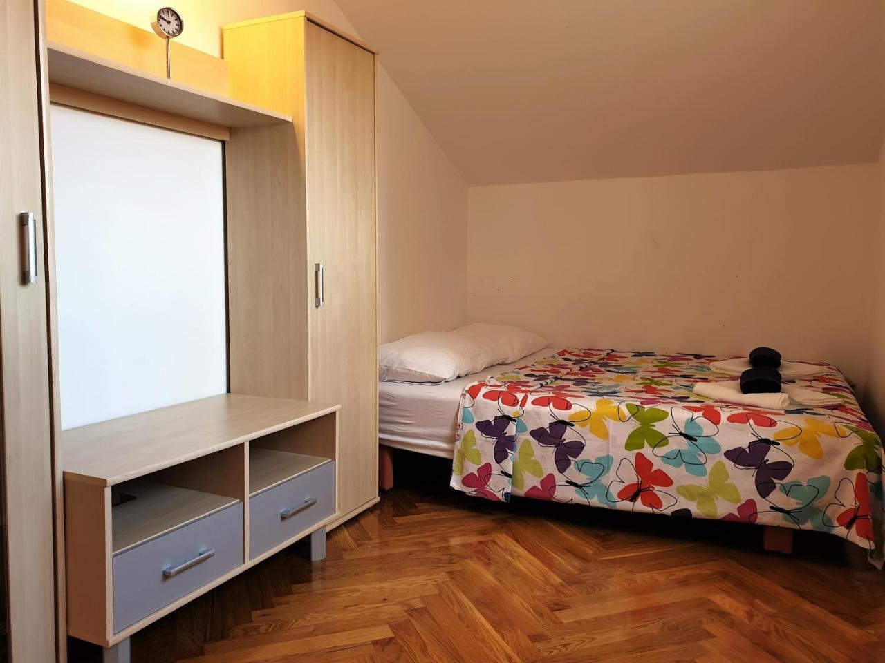 Apartment Valamar Novalja Ngoại thất bức ảnh