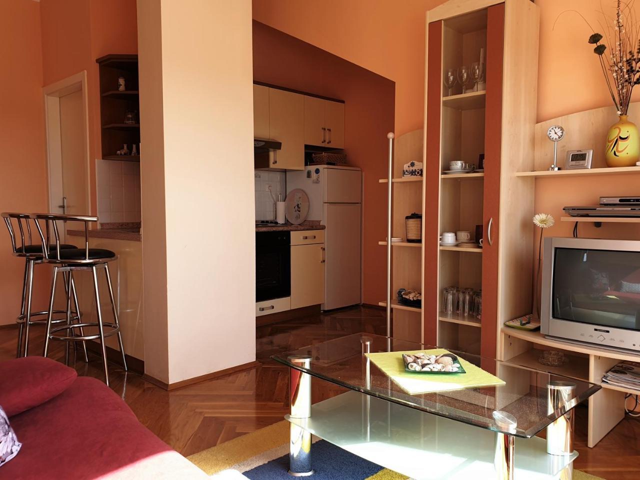 Apartment Valamar Novalja Ngoại thất bức ảnh